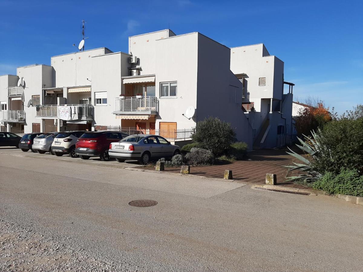 Apartamento Medo Novigrad Istria Exterior foto